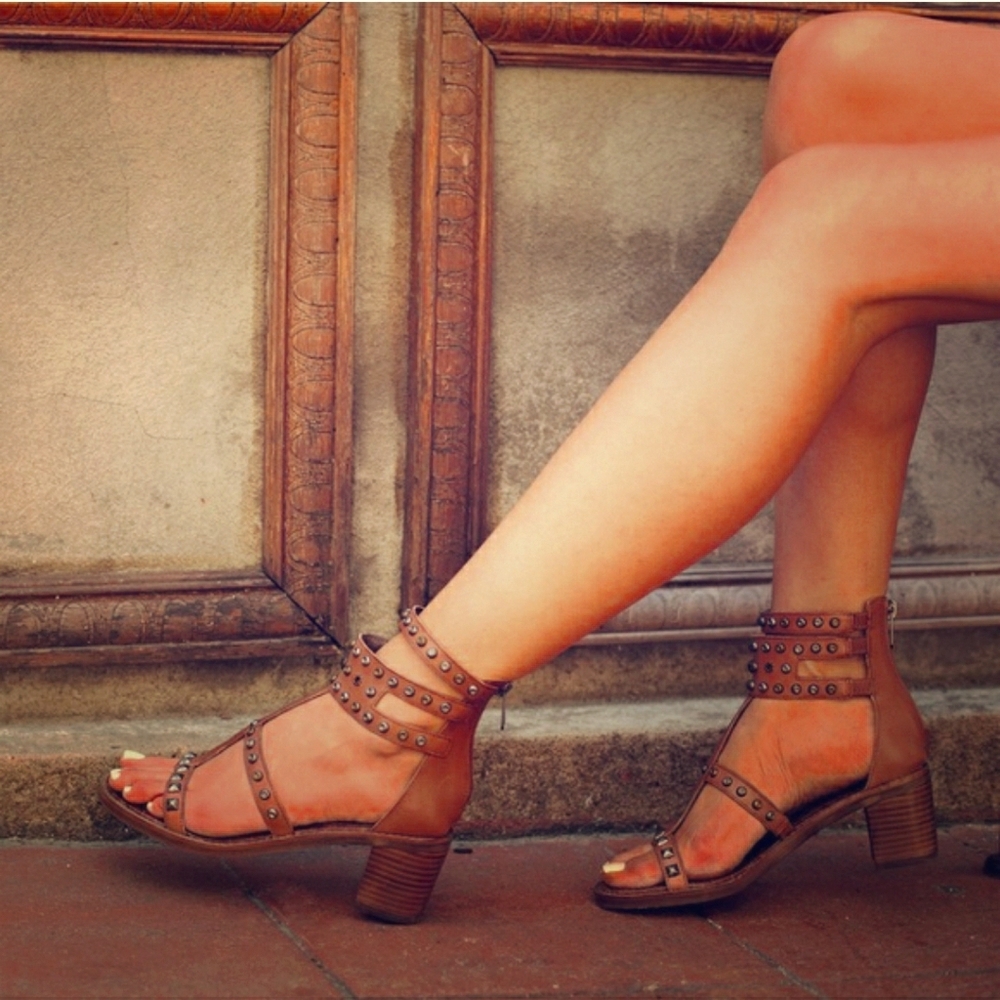Sam Edelman Women's Dion Gladiator Studded Sandals